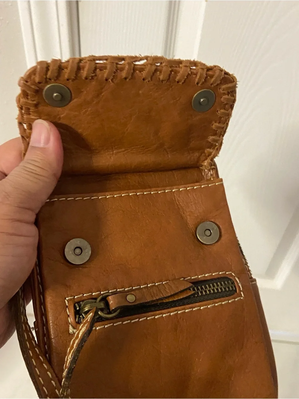 PATRICIA NASH Cognac Brown Soft Leather CONVERTIBLE Crossbody/Wrist Bag